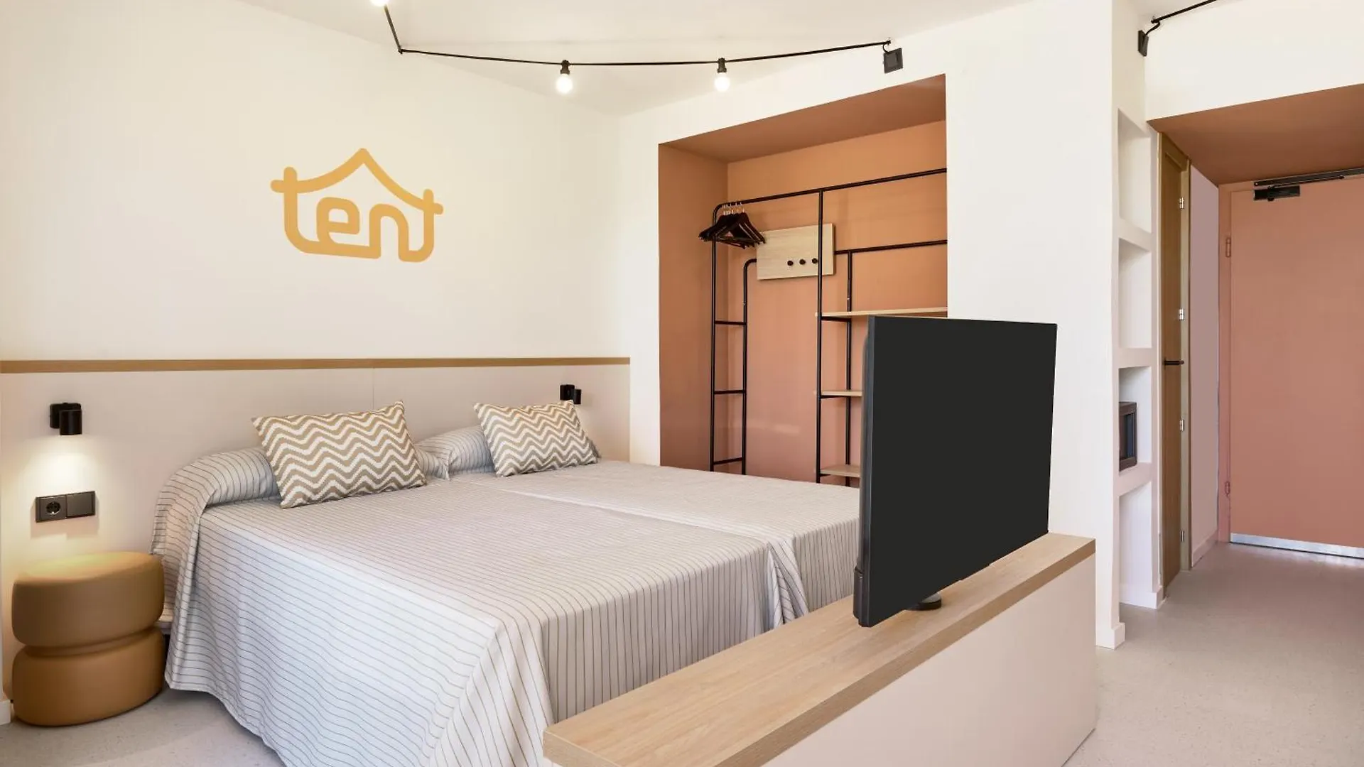 Tent Calvia Beach Magaluf  3*, Magaluf (Mallorca)