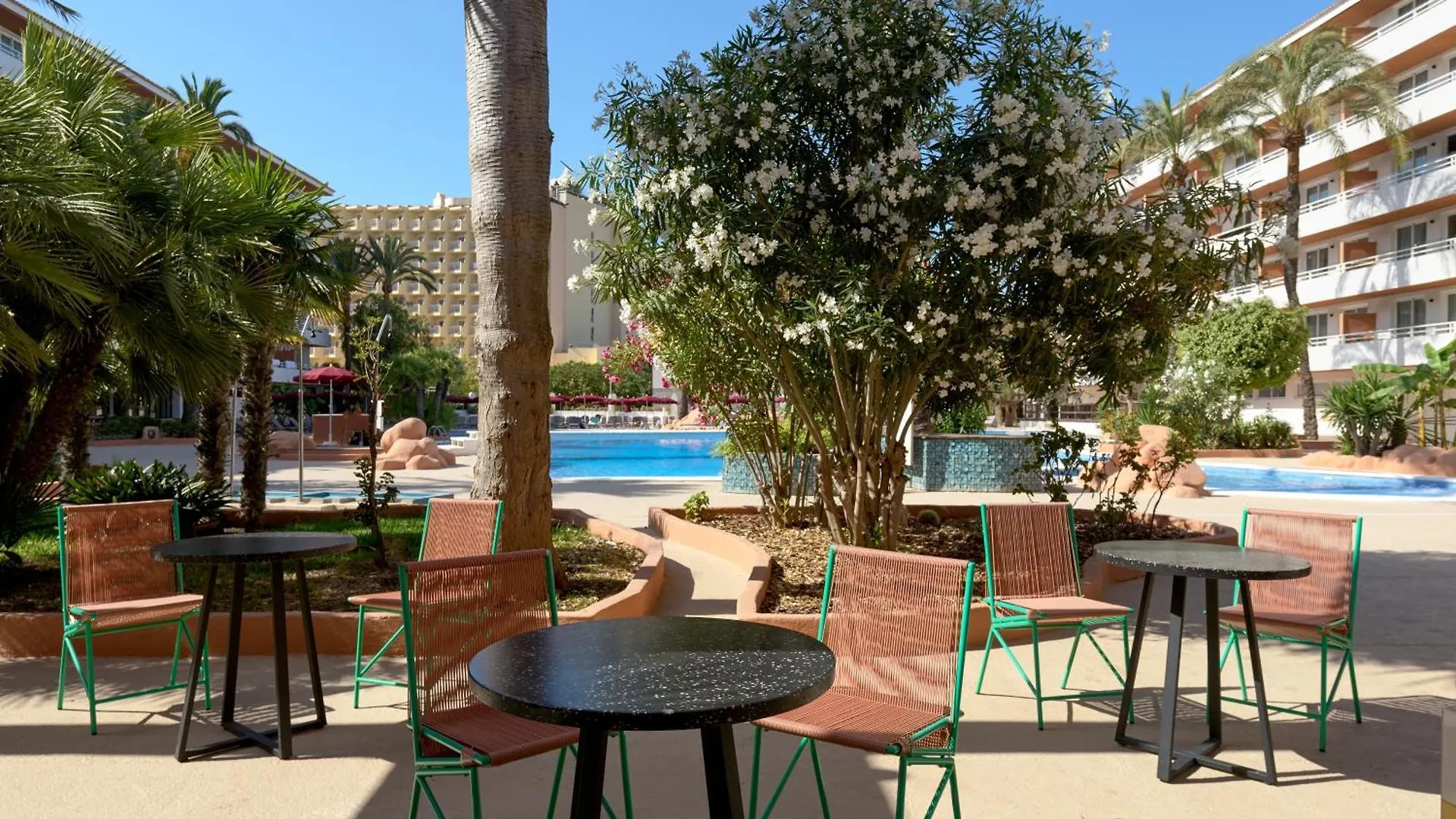 Tent Calvia Beach Magalluf
